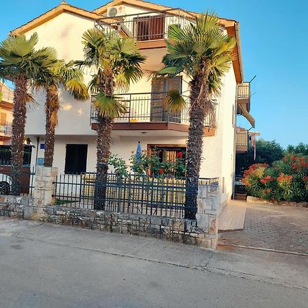 Apartments Novigrad Novigrad Istria Buitenkant foto